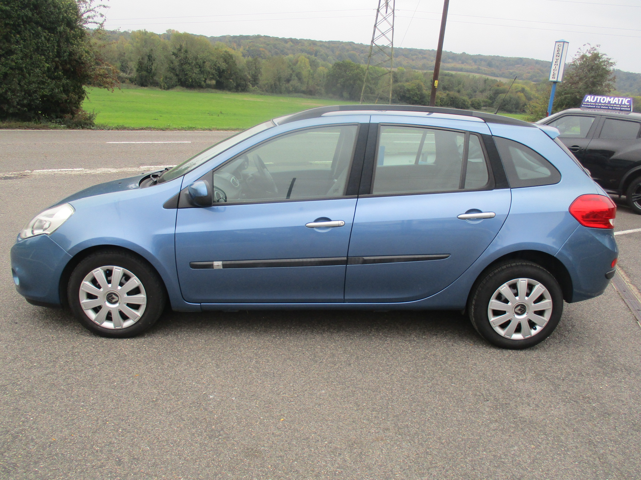 RENAULT CLIO 1.6 VVT EXP ESTATE (AUTO) 2010